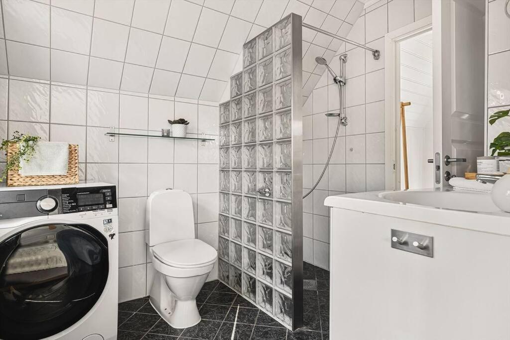 Beautiful Bergen House From 1790 Apartment Luaran gambar